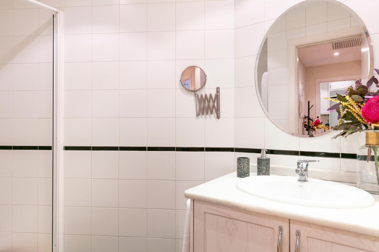 Ferienwohnung Luxury Belmont Puerta Del Sol Madrid Exterior foto